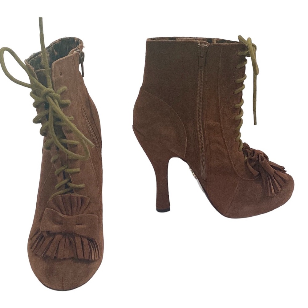 Betsey Johnson Terra suede platform booties with bow and fringe steampunk sz 7.5